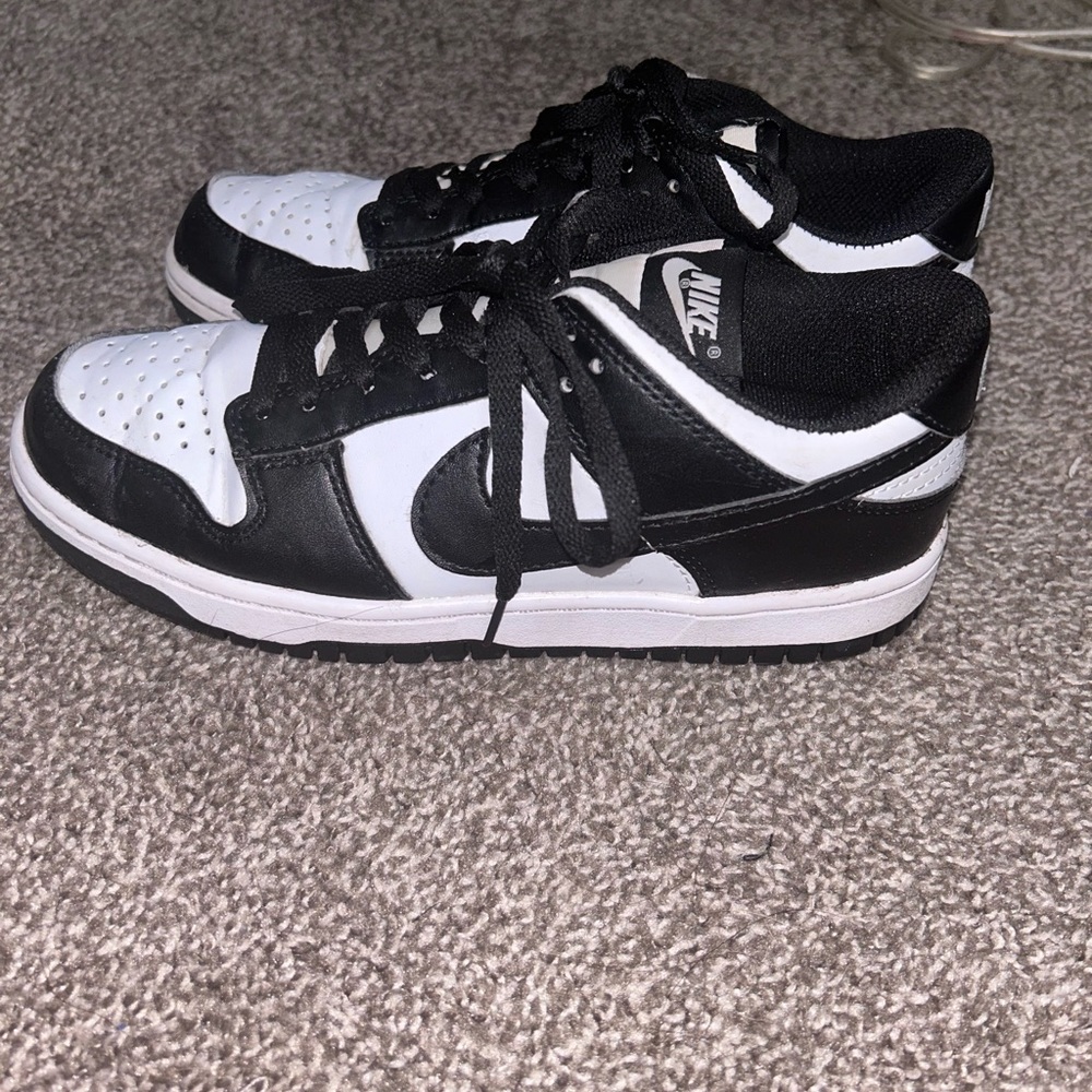 Nike Dunk Low Panda Size 6.5